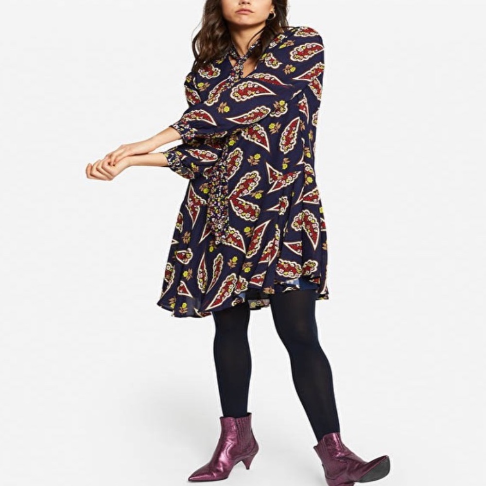 NWT Ottod’ame Paisley print tie neck dress Size 6